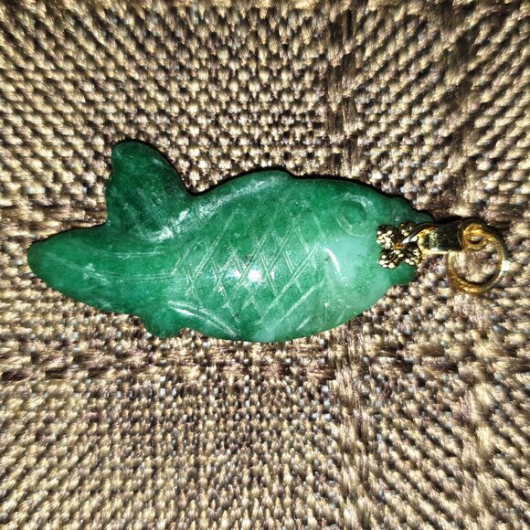 Beautiful Vintage Hand Carved Double Sides Genuine Green Jade Koi Fish Pendant - Picture 11 of 13